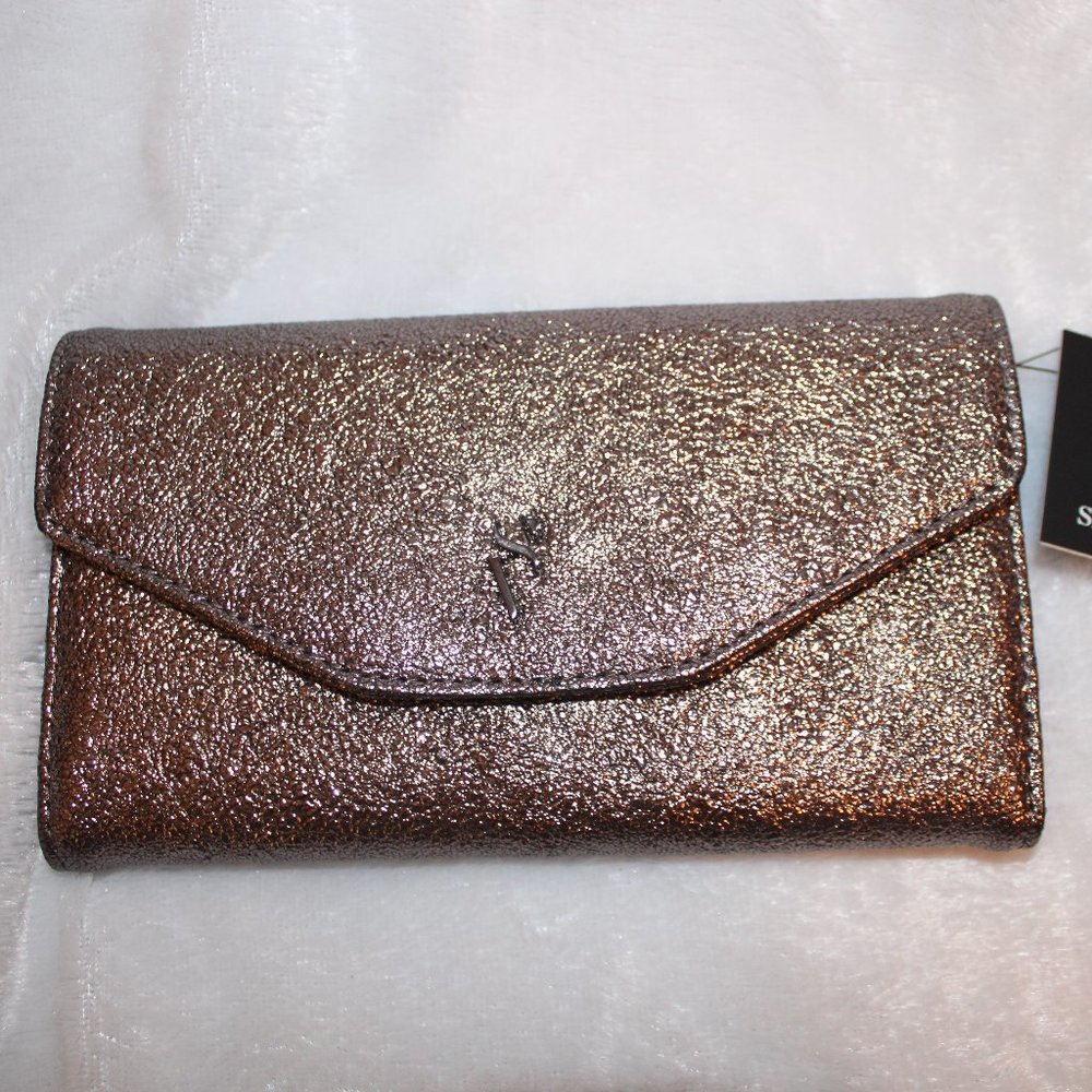 Simply Vera NWT Rose Gold Glitter Wallet